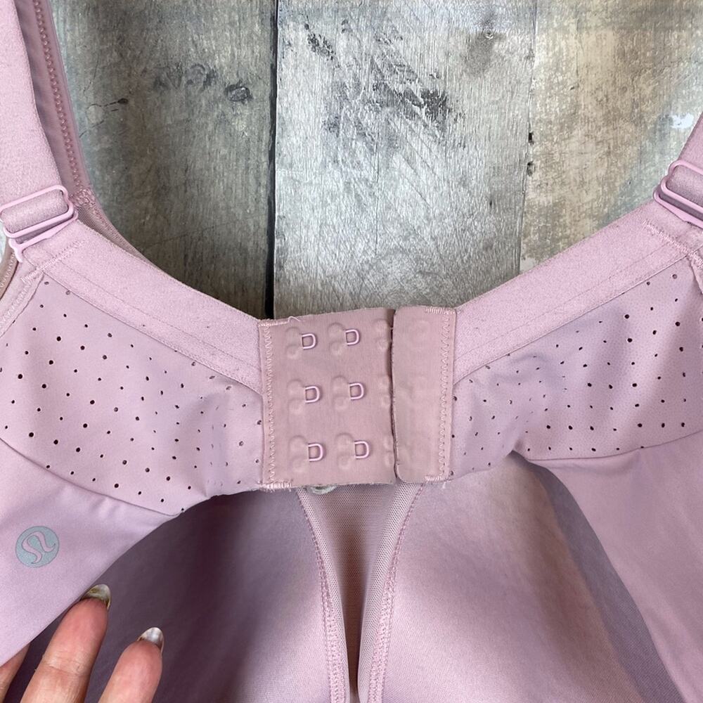 Lululemon Run Times Bra *High Support, B–E Cups in Lunar Rock Size 38DD. - Picture 6 of 13